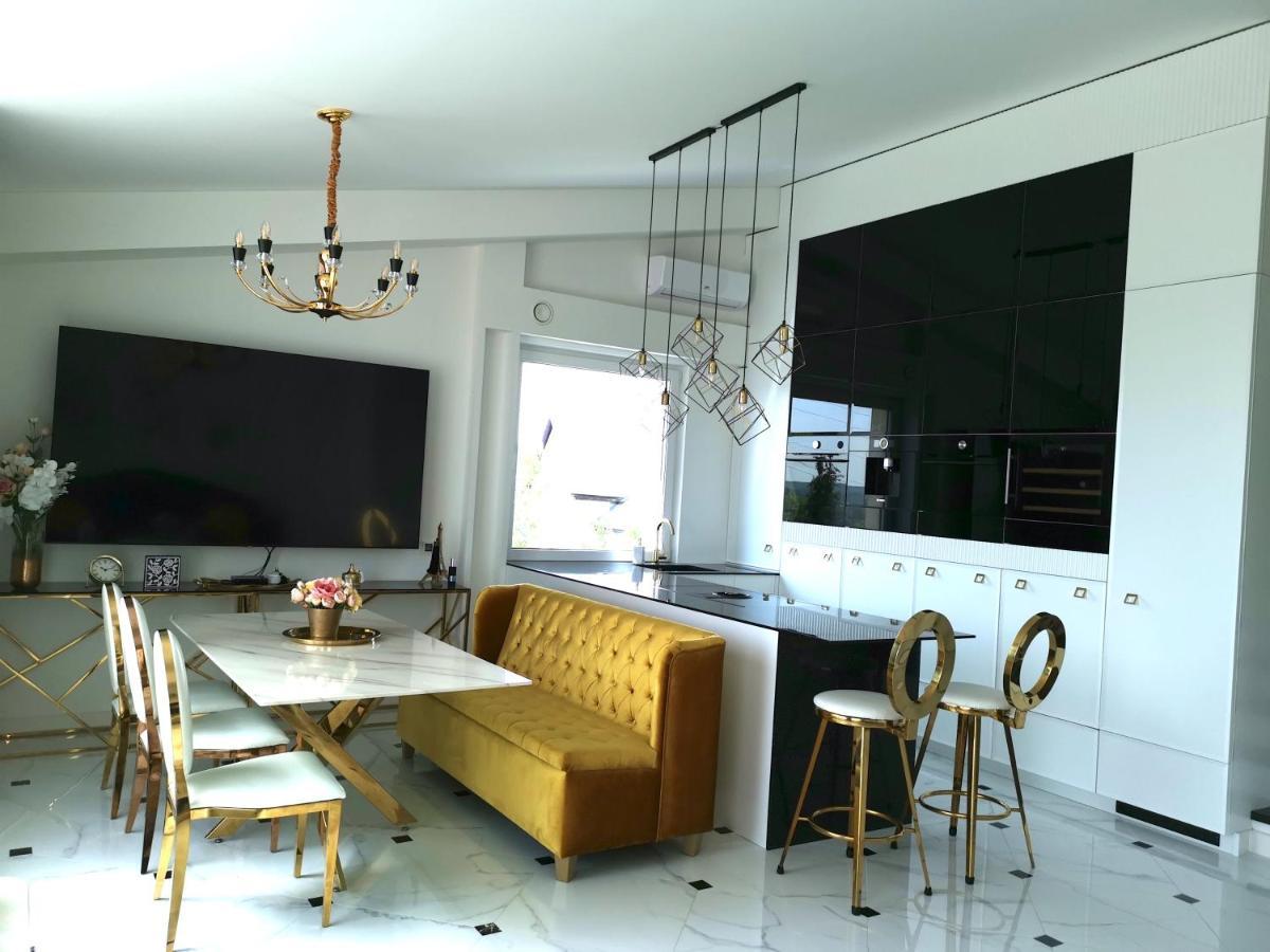 Luxury Penthouse With Large Terrace & Panoramic Old Town View Apartment วิลนีอุส ภายนอก รูปภาพ