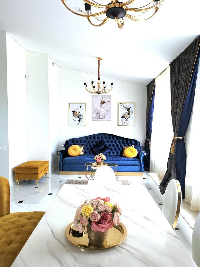Luxury Penthouse With Large Terrace & Panoramic Old Town View Apartment วิลนีอุส ภายนอก รูปภาพ