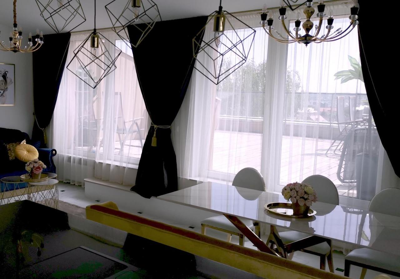 Luxury Penthouse With Large Terrace & Panoramic Old Town View Apartment วิลนีอุส ภายนอก รูปภาพ