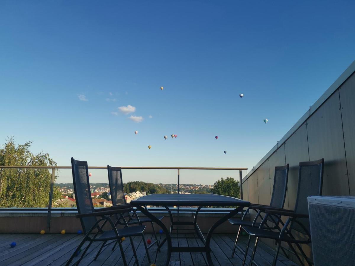 Luxury Penthouse With Large Terrace & Panoramic Old Town View Apartment วิลนีอุส ภายนอก รูปภาพ